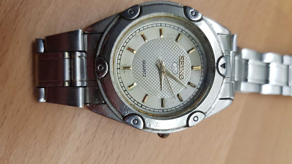 Męski zegarek quartz