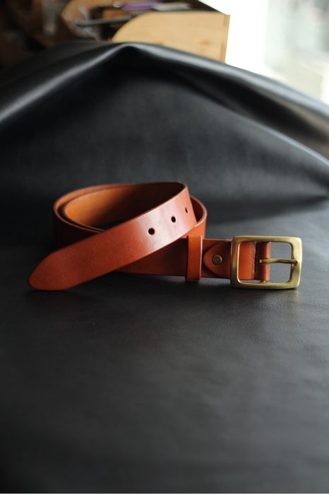 Ремінь чоловічий шкіряний / Ремень мужской кожаный. Ручна робота