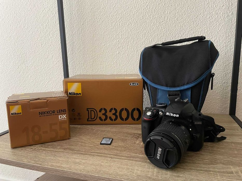 Nikon D3300 + Lente 18-55mm