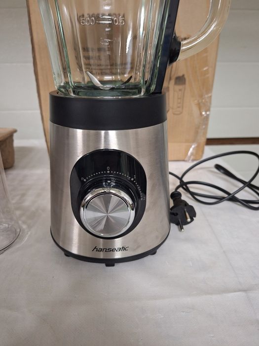 Blender kielichowy HANSEATIC 800w