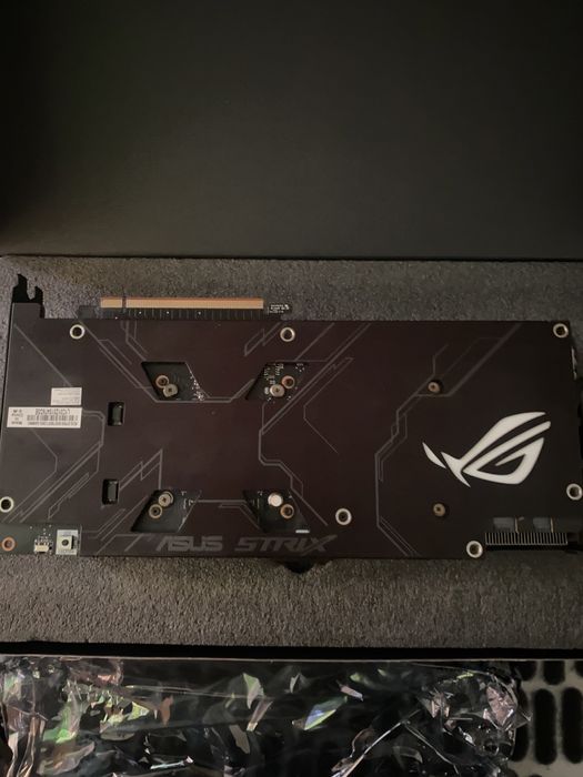 Rx 5700xt asus rog strix