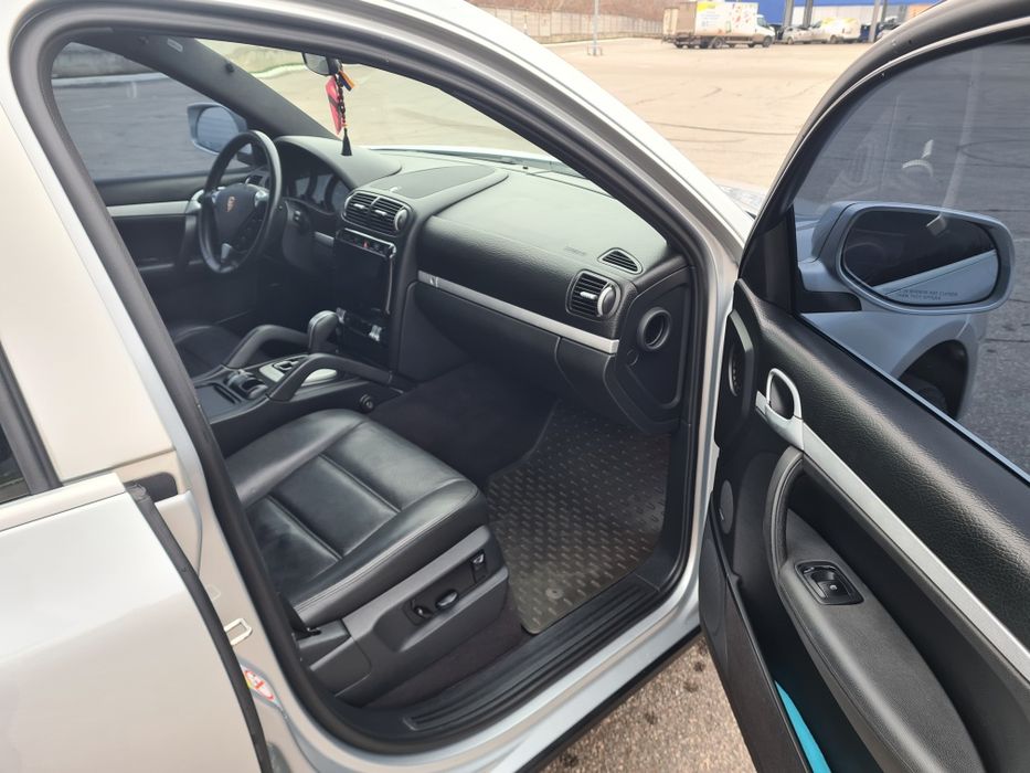 Porsche Cayenne 2007 VIN WP1AA29P48LA06602 фото оголошення 13 з 24
