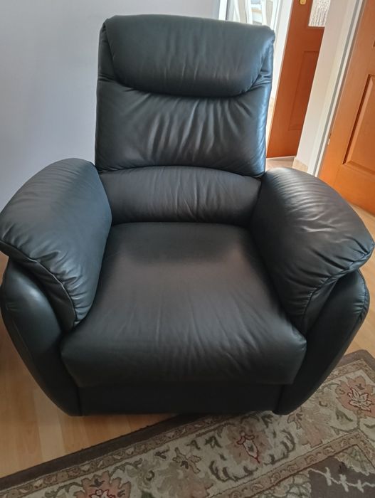 Kanapa narożna i fotel że skóry cena do negocjacji