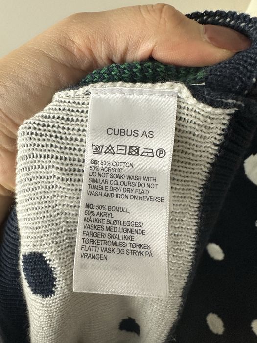 Sweterek swiąteczny rozmiar L cubus sesja święta Christmas