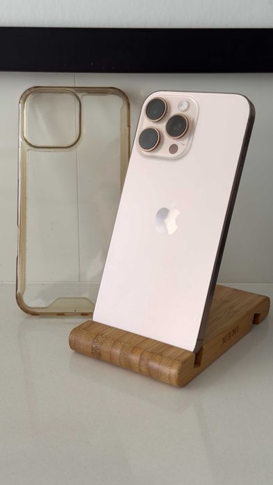 Apple iPhone 16 Pro Max 256GB 98% "dourado" + cabo original e capa de proteção