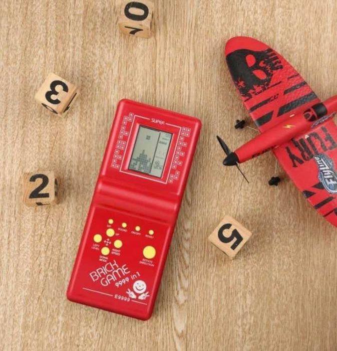 Gra zabawka elektroniczna kieszonkowa konsola retro