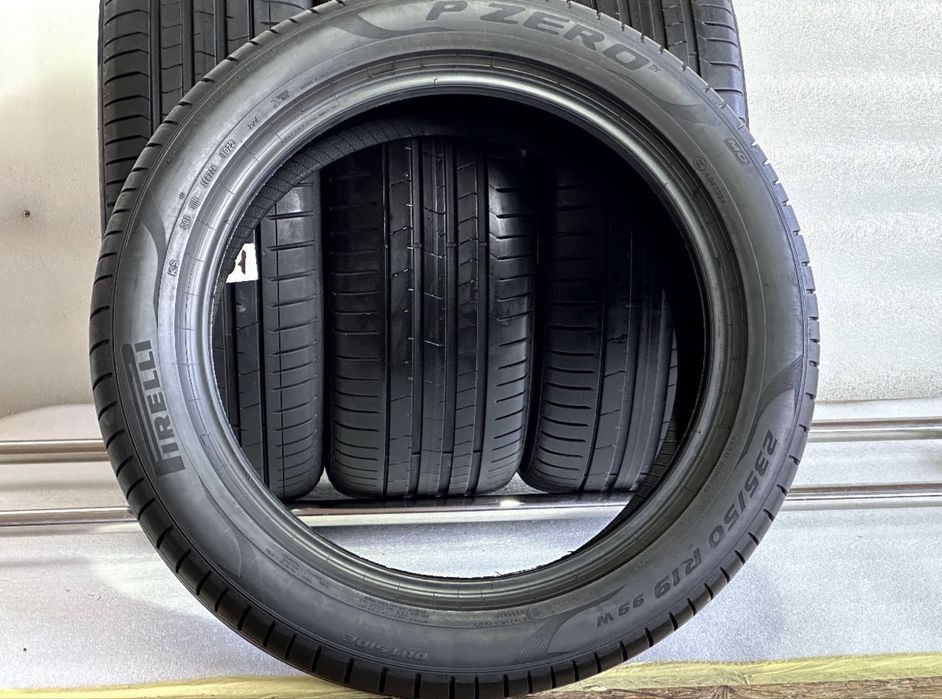 Автошини колеса резина 235/50 R19 Pirelli Pzero літні 2022 рік