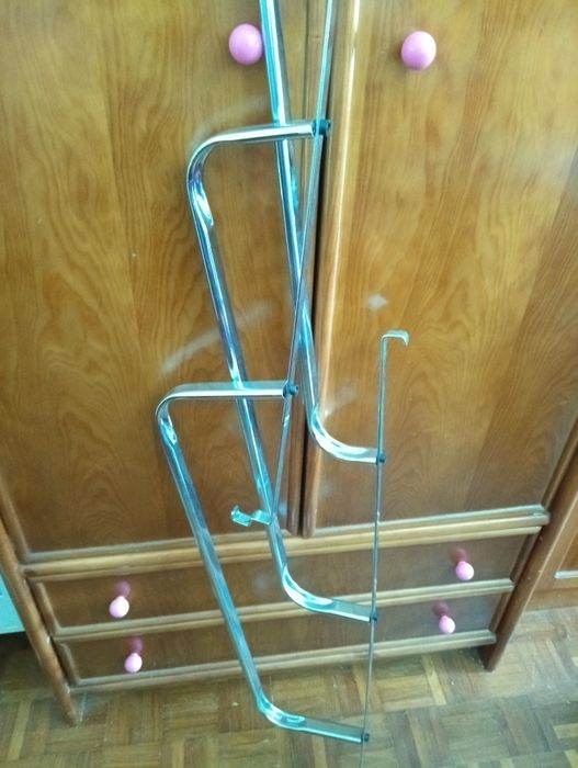 Toalheiro Novo!. Fácil de Arrumar.