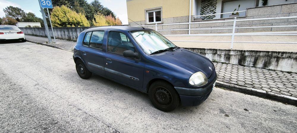 Renault Clio 1.2 Gasolina — photo 2
