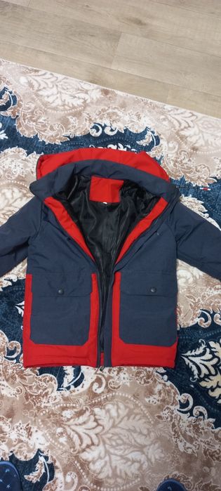 Курточка демисезонная