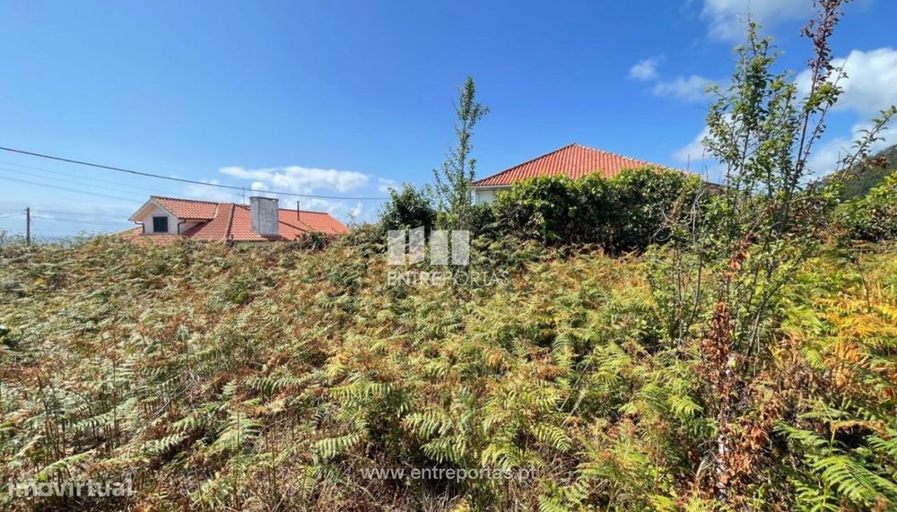 Venda de terreno para construção com 473m², Areosa, Viana do Castel