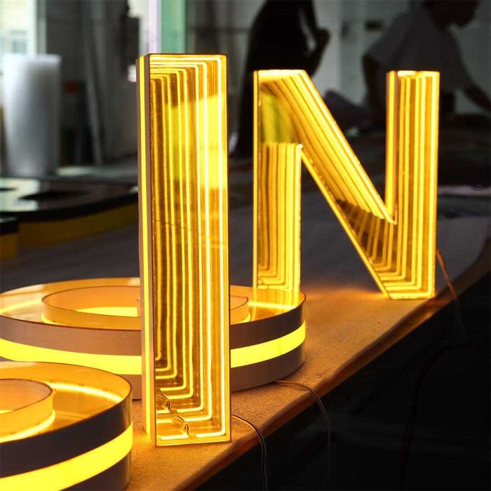Letras Infinitas LED- Letreiros Luminosos com Efeito de Túnel Infinito