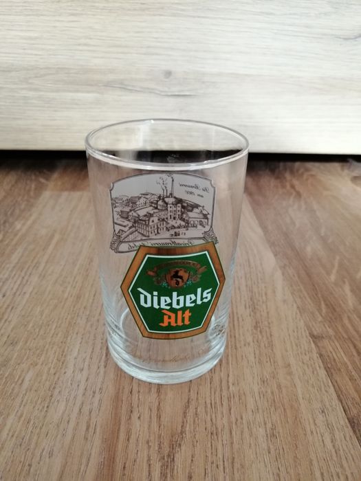 Zestaw 7 szklanek do piwa