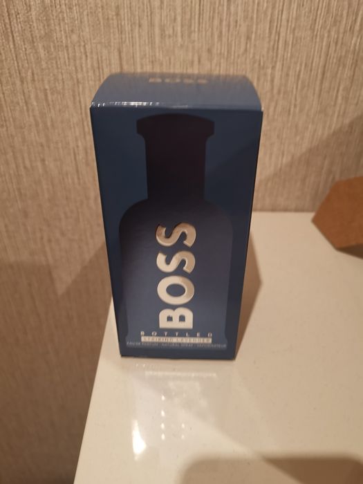 Perfume Hugo Boss bottled
