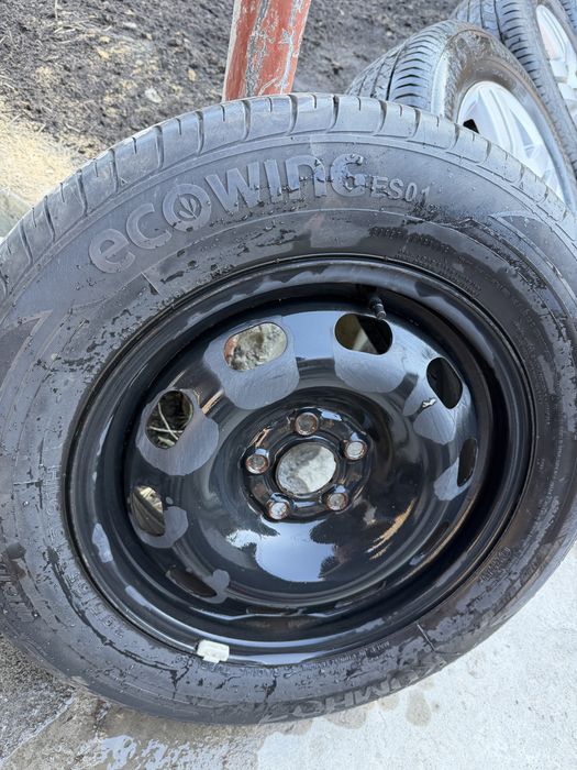 Felgi aluminiowe z letnimi oponami continental 195/65 R15