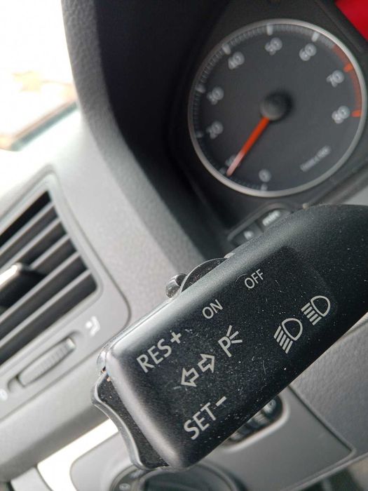 VW Golf 5 1.6 MPI безаварійний