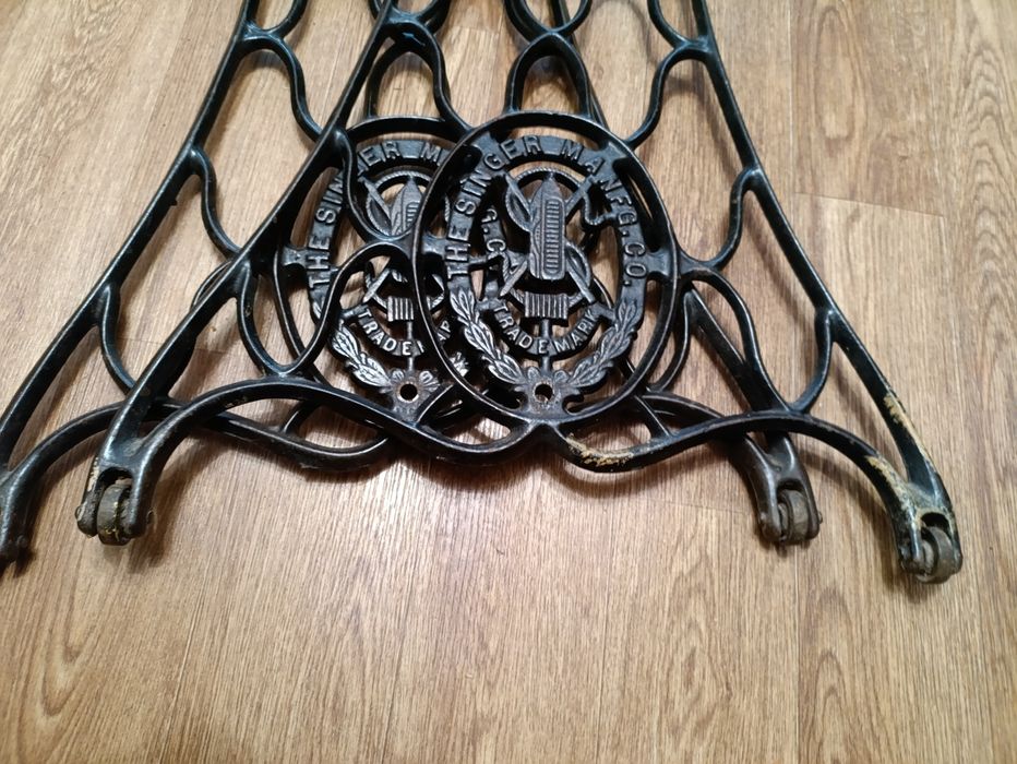 Ножки от швейной машины . Ноги для мангала