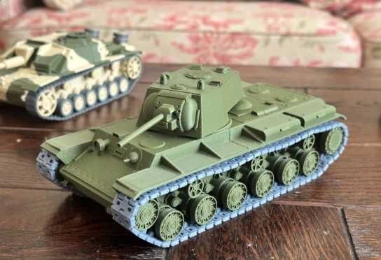 Модель танка КВ-1 1:35 (KW-1/KV-1)
