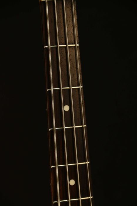 Fender Jazz Bass JB62 CAR 1997 r. Japan