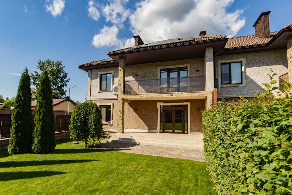 Оренда таунхауса 215 м² у КМ «Блакитна Лагуна» (Осокорки) | 3 спальні, гараж, пляж, охорона