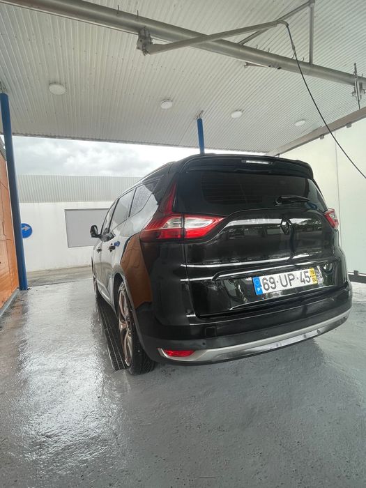 Renault grand scenic