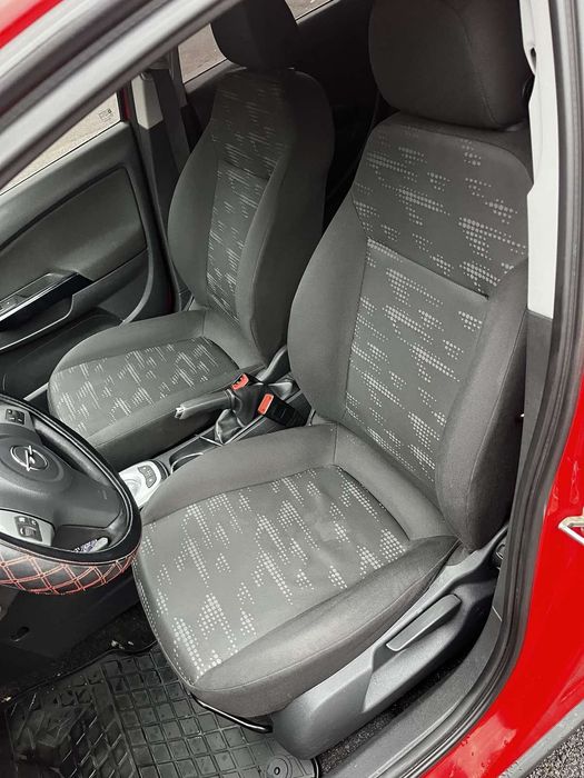 Продам Opel corsa 2012 автомат