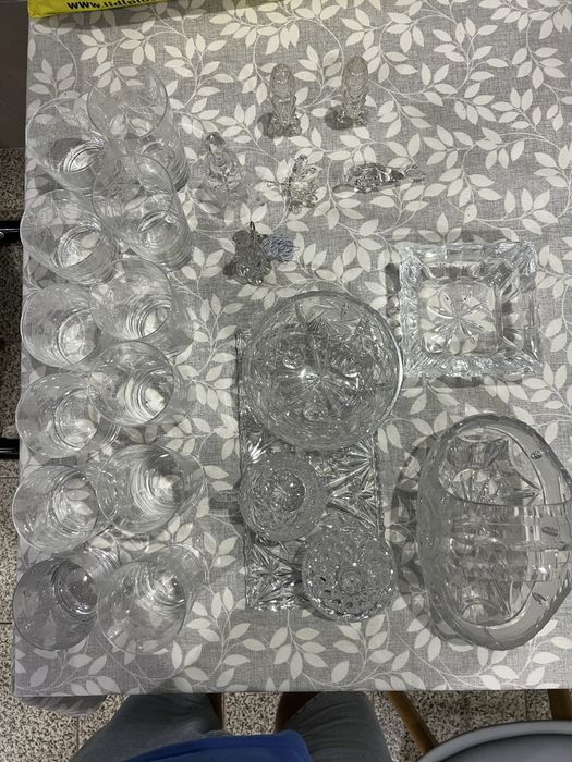 Conjunto de 24 pecas de cristal