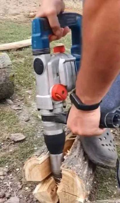 Гвинтовой колун-дровокол на перфоратор