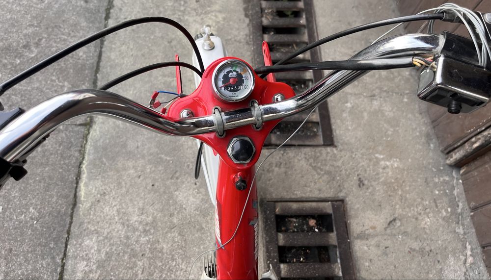 Motorower Suzuki Tvs  Eko Berini