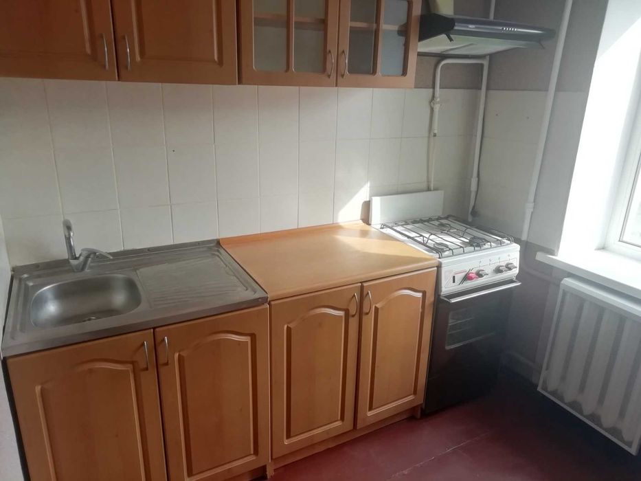 Продам однокімнатну квартиру в центрі