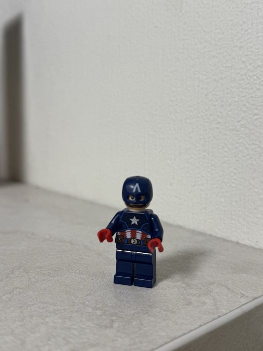 LEGO  оригинал Капитан Америка