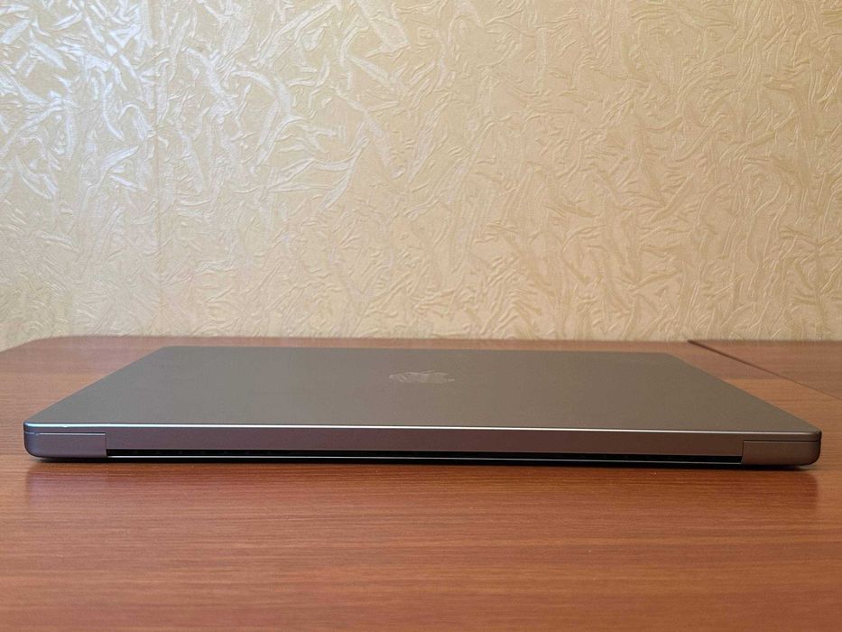 Macbook Pro 16 M1 PRO 32 512