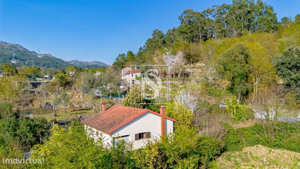 Moradia Isolada T1 Venda em Vilar de Ferreiros,Mondim de Basto