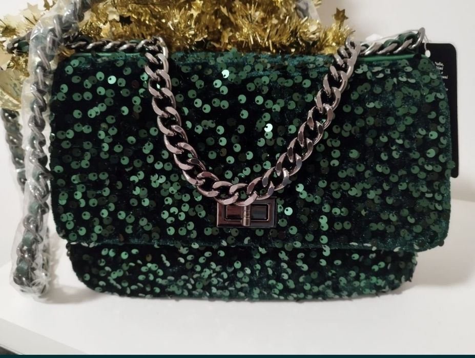 Malas (novas c/ etiqueta) com brilhantes