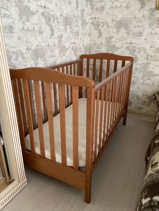 Дитяче ліжко / детская кровать Италия