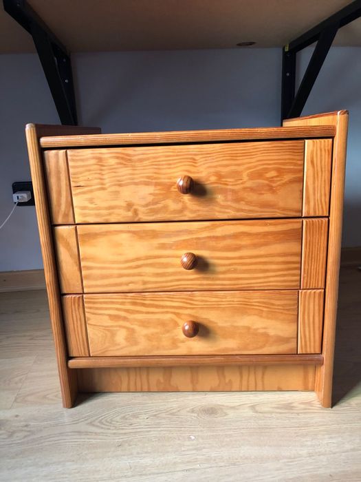 Mesa de Cabeceira Madeira Maciça