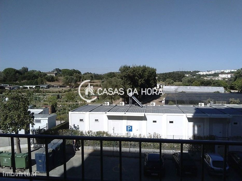 Setúbal, Amoreiras T2 equipado.