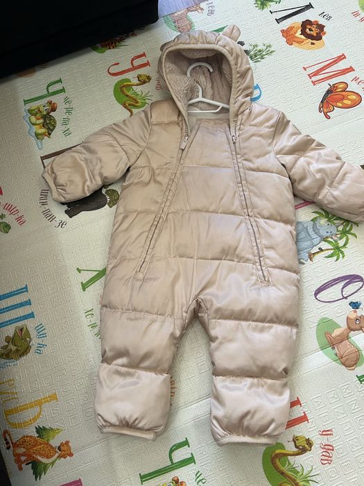 Зимовий комбінезон від Gap