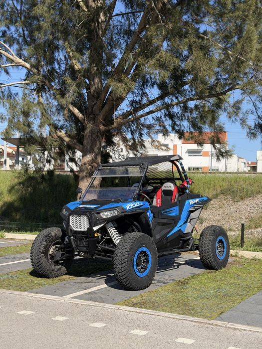 Polaris rzr 1000 matriculado