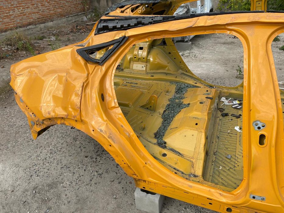 Кузов Мустанг Мач Е кузовщина четверть Ford Mustang Mach E