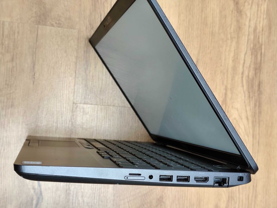 Dell Latitude 5501 / i5-9400H / 16Gb DDR4/256Gb SSD/MX150 2Gb/15,6"IPS