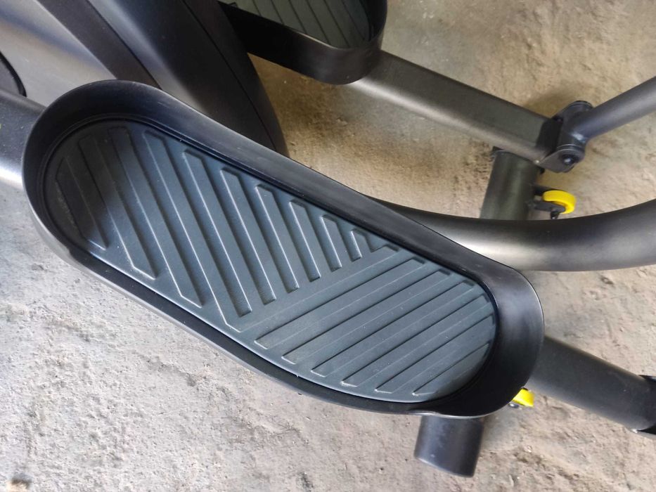 Bicicleta Elíptica Domyos EL500 Mod. 07 C/ Controlos nos Punhos Excelente Estado