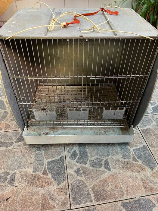 Vendo gaiolas para aves