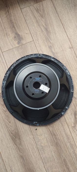 Głośnik BEYMA 15MCB700