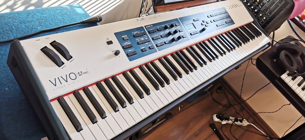 Dexibell VIVO S7pro stage piano