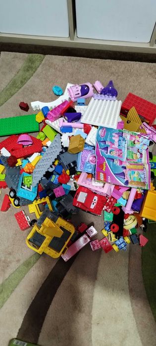 lego duplo peças mais caixa  e outros