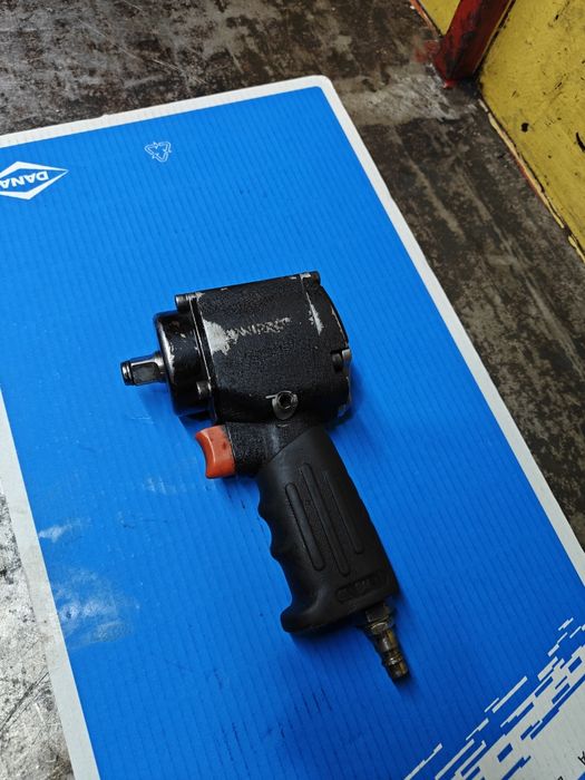 Гайковерт Дніпро м