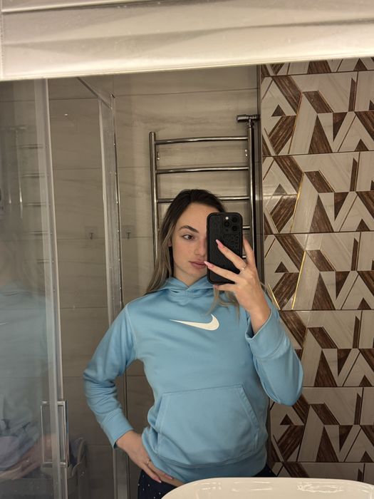 Толстовка тепла Nike