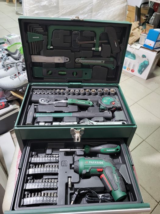 Набір інструментів в 3-х ярусній металевій валізі Parkside HG 07034