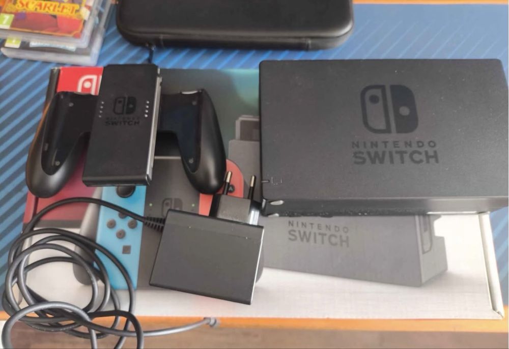 Nintendo Switch V1 + Jogos
